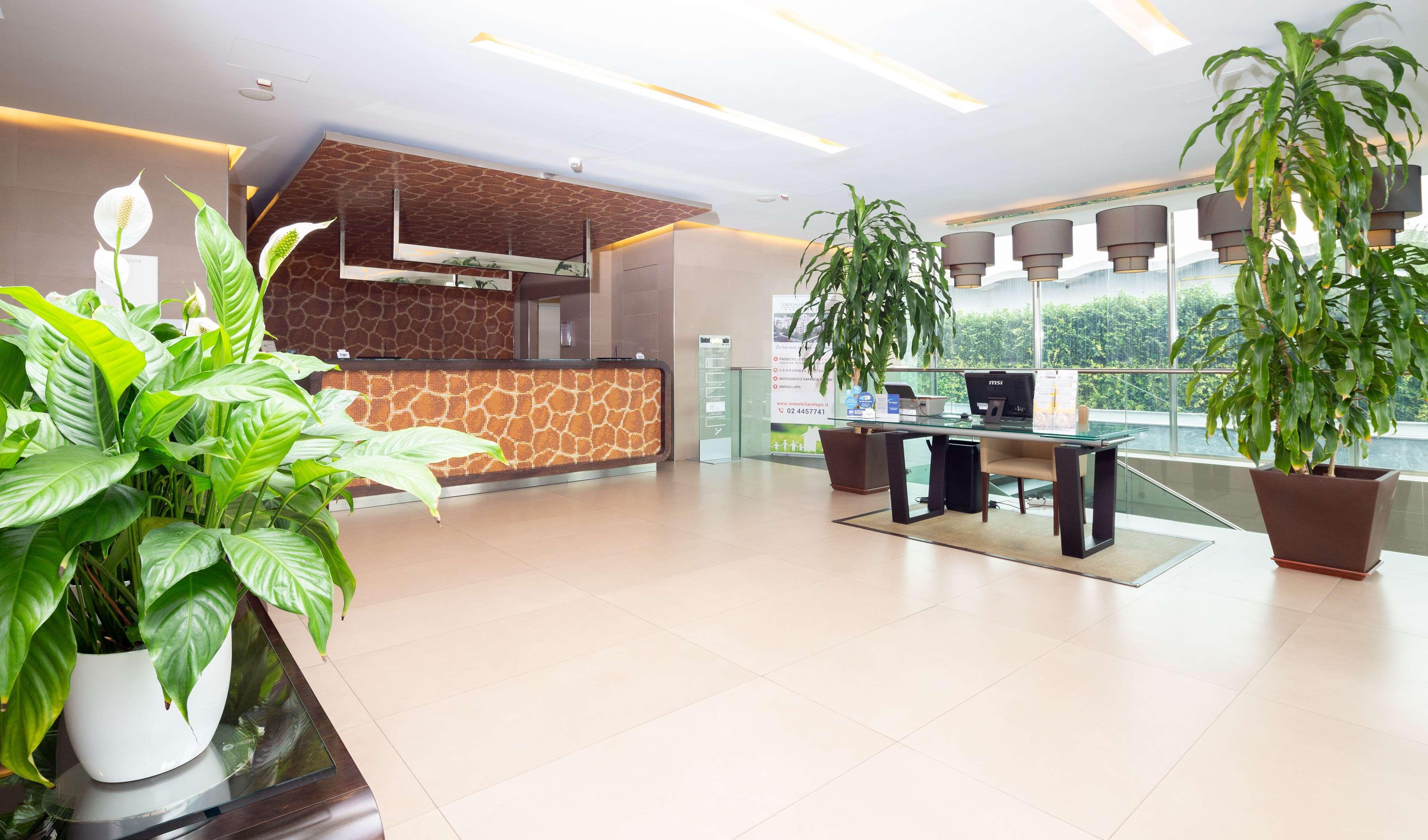 Western Goldenmile Milan 4*